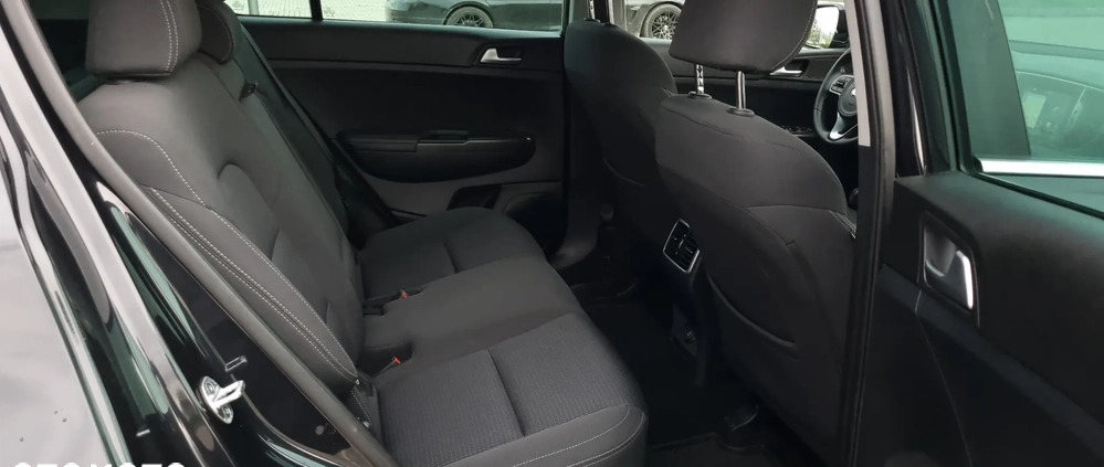 Kia Sportage cena 64900 przebieg: 149000, rok produkcji 2017 z Mszana Dolna małe 172